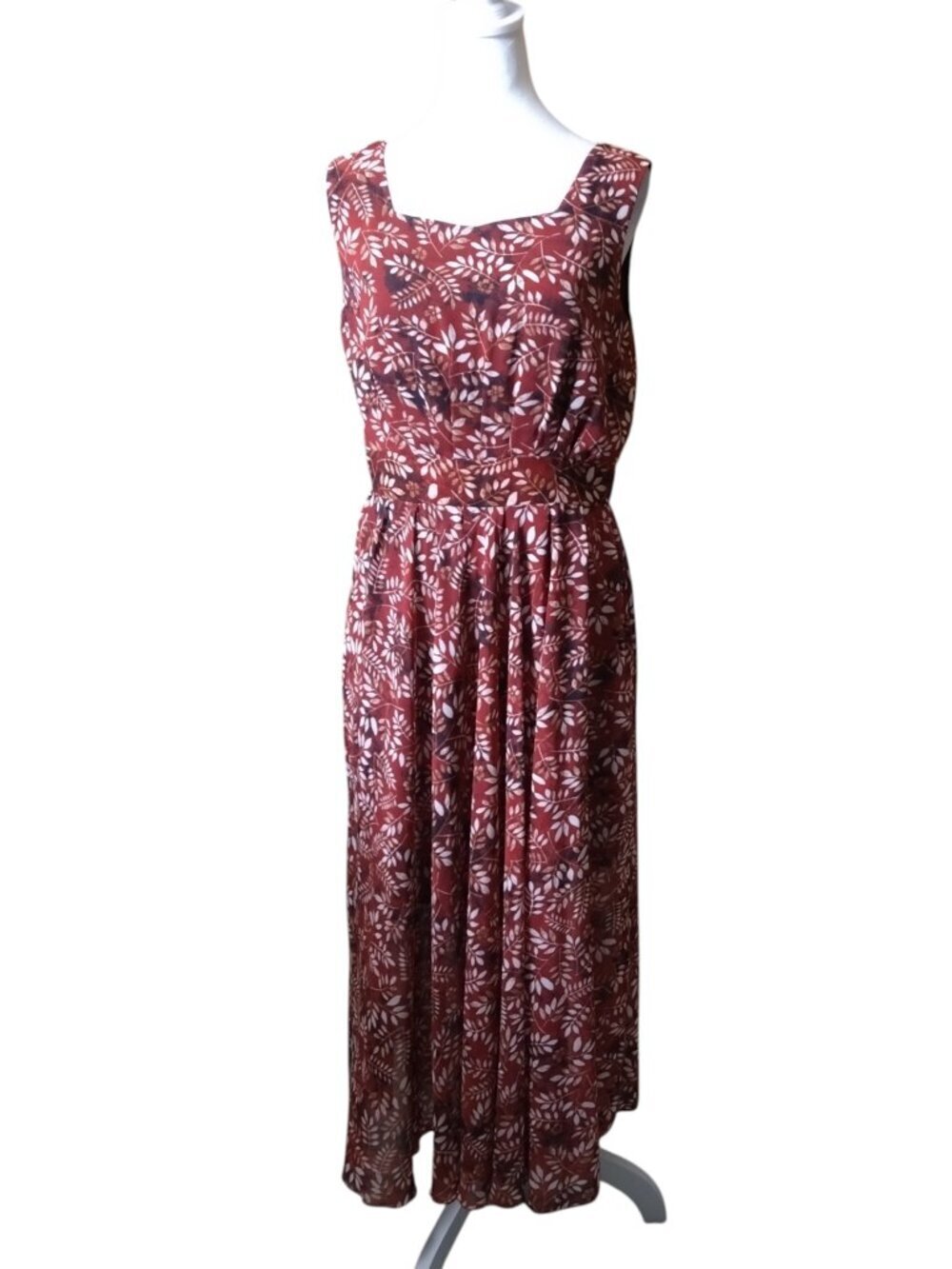 Vicky and Lucas Floral Sleeveless Midi Dress Size Medium Boho Hippie Peasant